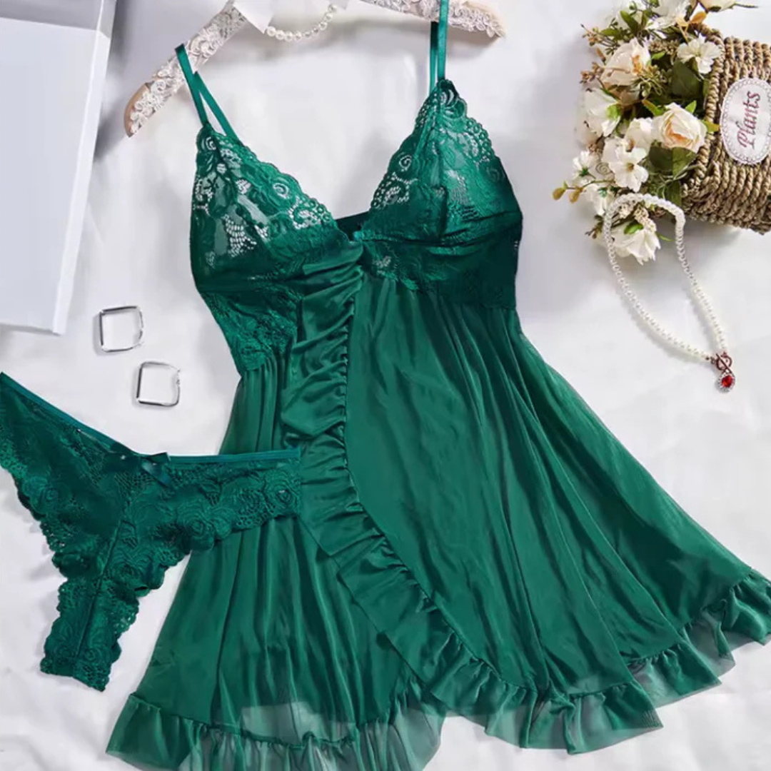 Camisa de Noite com Renda Floral e Folhos Suaves para Noites Românticas e Elegantes (OFERTA 2X1)
