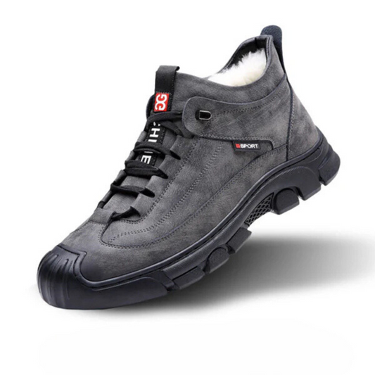 Sapatos de Homem com Forro de lã e Sola Antiderrapante©