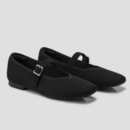 Sapatilhas em Malha Elástica com Fivela Ajustável e Design Minimalista